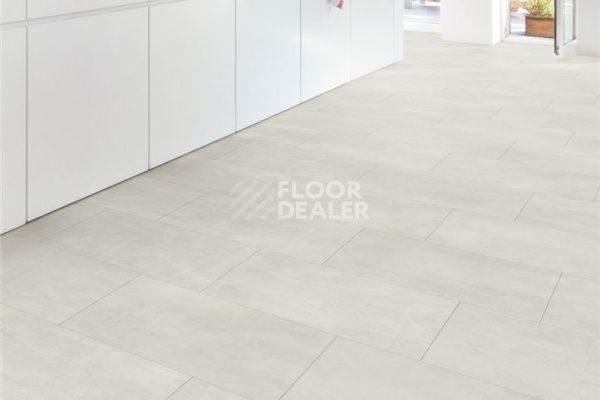 Плитка ПВХ Quick Step Livyn Ambient Click Plus AMCP AMCP40049   Бетон светлый фото 1 | FLOORDEALER